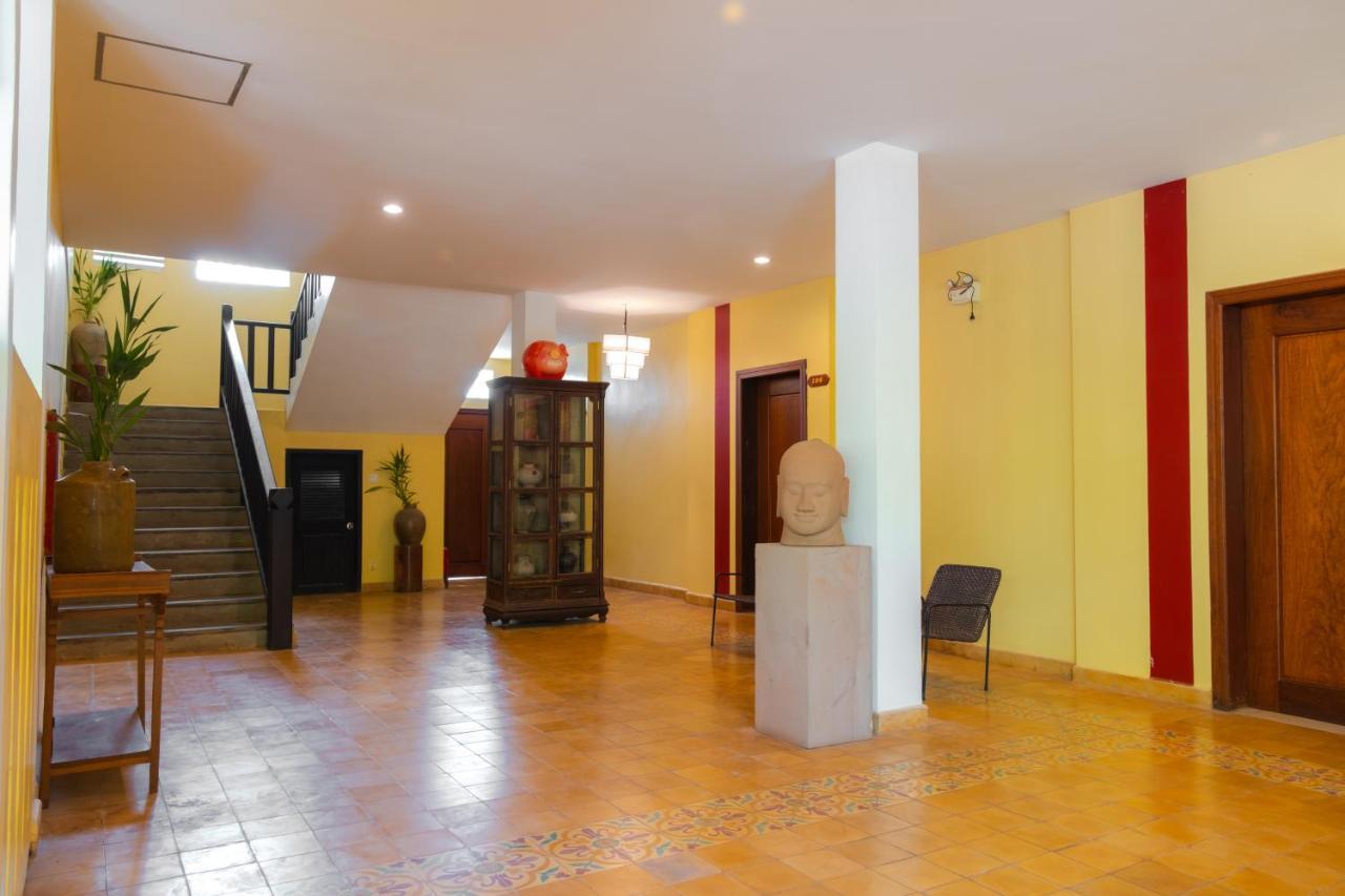 Grand Elysee La Residence Ciudad de Siem Riep Exterior foto